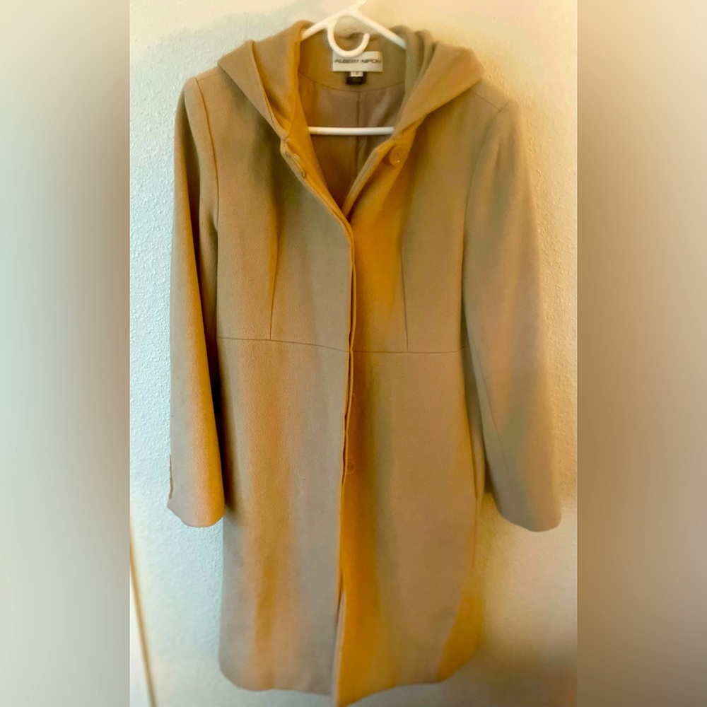 Albert Nipon Women's Tan Hooded Coat. Cashmere, Angora and Virginia wool.